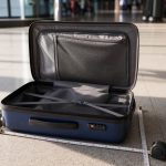 découvrez les dimensions autorisées et les règles à respecter pour les bagages à main chez ryanair afin de voyager sans souci.